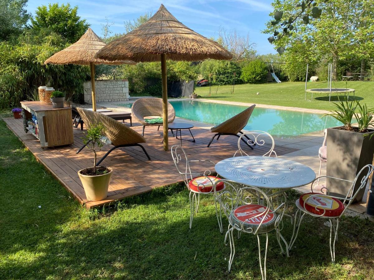 Апартаменты La Bastide Aixoise Avec Piscine Et Jacuzzi Prive Экс-ан-Прованс Экстерьер фото