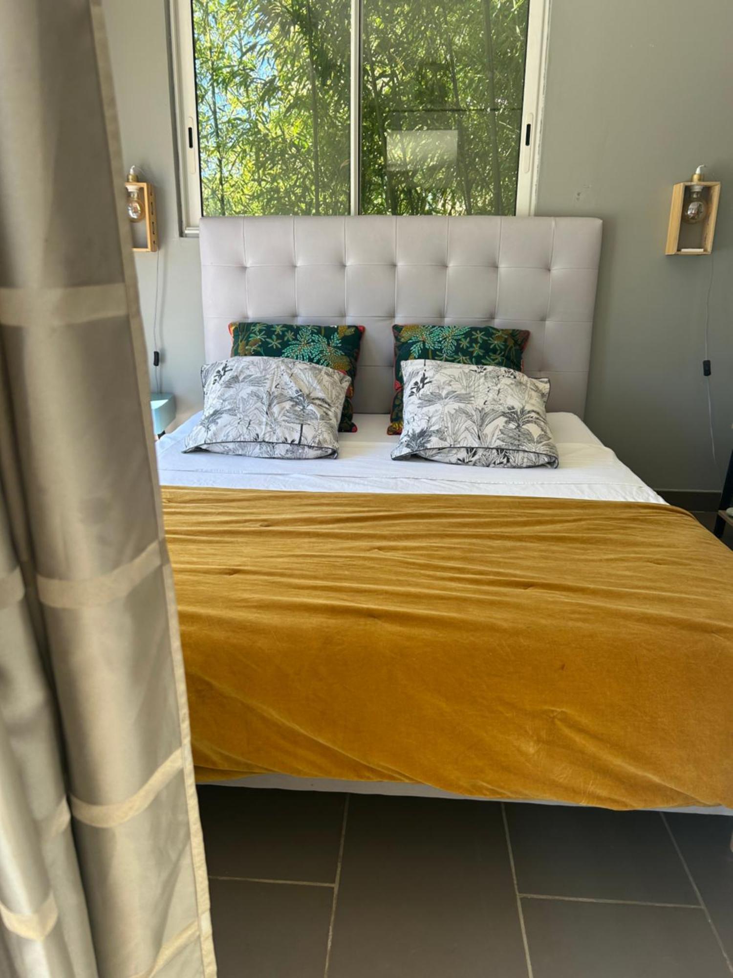 Апартаменты La Bastide Aixoise Avec Piscine Et Jacuzzi Prive Экс-ан-Прованс Экстерьер фото